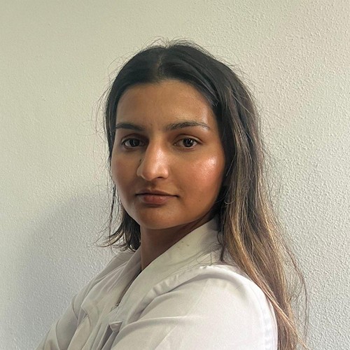 Drª. Simranjit Kaur